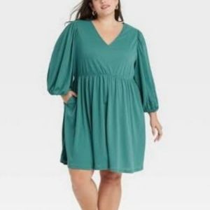 💜5 for 20$💜Ava & Viv V Neck Balloon Sleeve Dress